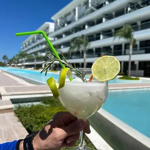  Apartamento Cana Rock Star Luxury Condo, Casino, Golf, Beach In Hard Rock Area